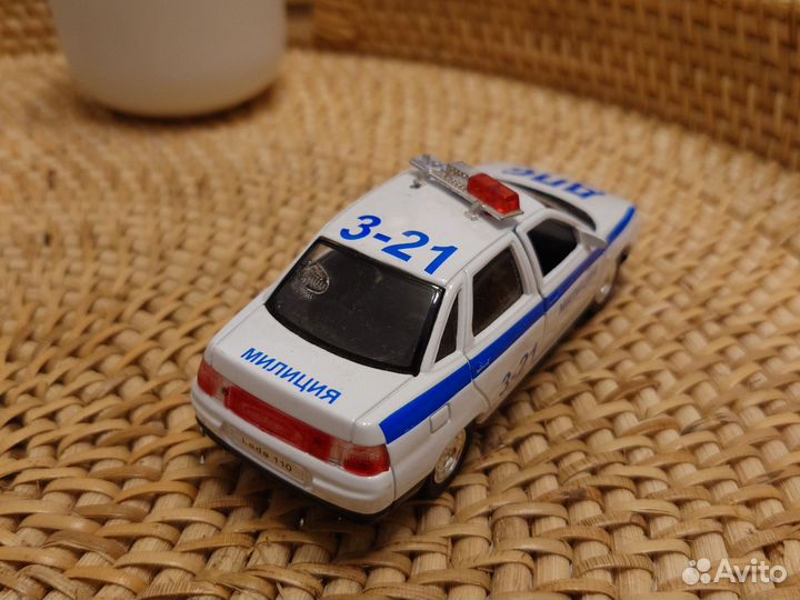 Модель автомобиля LADA 110 1/36 дпс