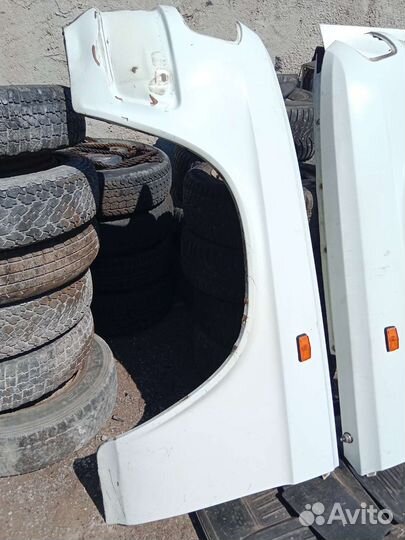 Комплект передних крыльев Газ 3110 31029 Волга