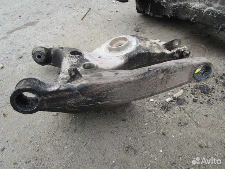 Рычаг задний левый Range Rover Sport
