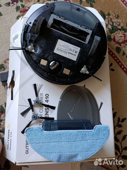 Робот пылесос бу на запчасти Gutrend sense 410