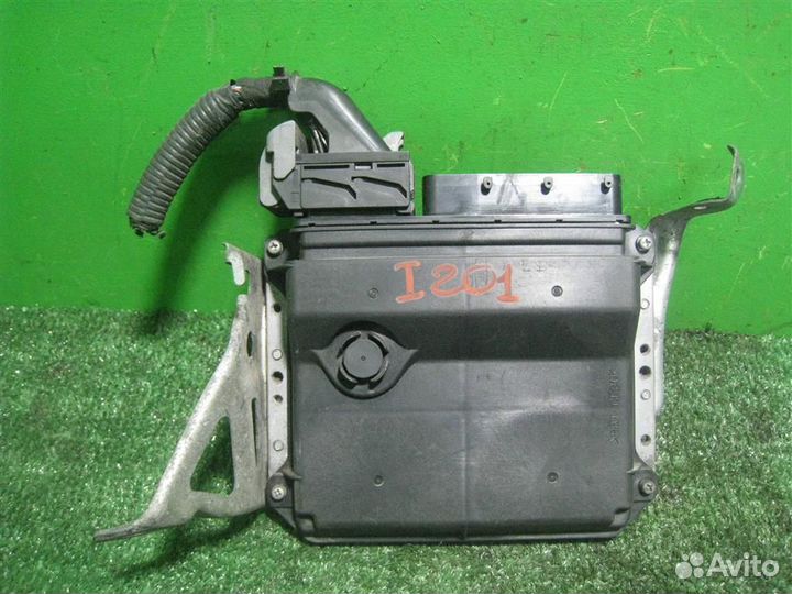 Блок управления двс Toyota Verso R2 2009