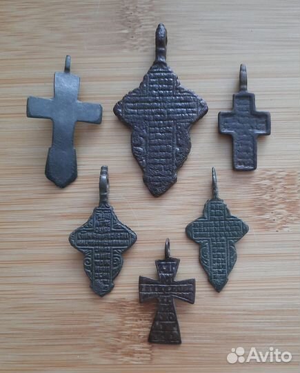 Старинные крестики