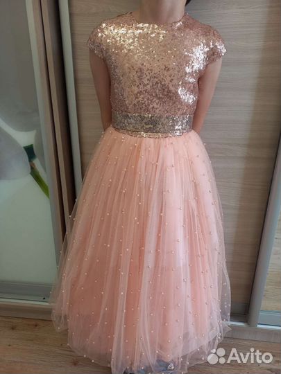 Платье на выход