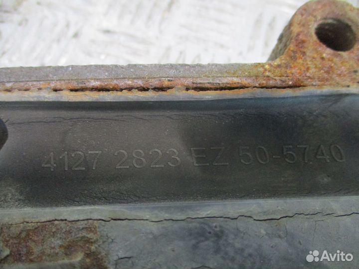 Подушка двс Iveco 41272823