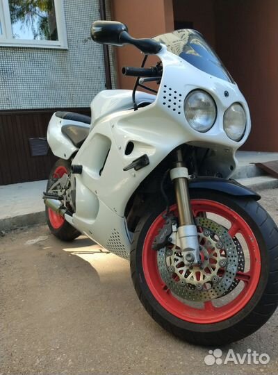 Honda CBR 900RR