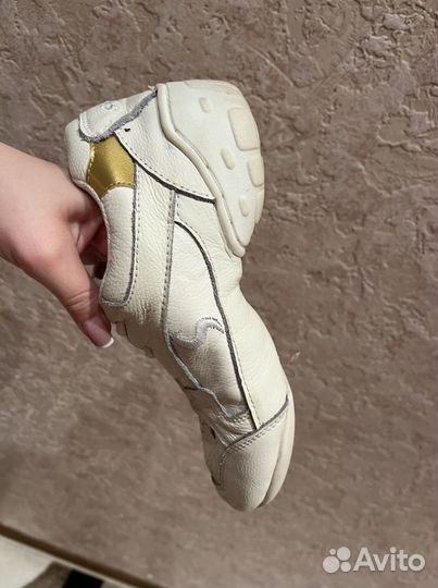 Кроссовки для чирлидинга