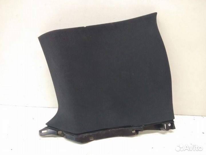 Обшивка стойки задняя правая Lexus Lx 3 2016