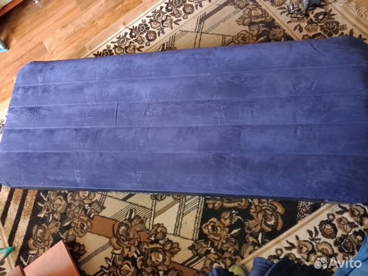 Надувной матрас intex