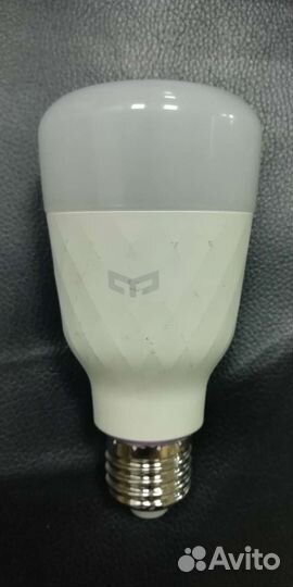 Умная Лампа Yeelight LED Bulb (color )