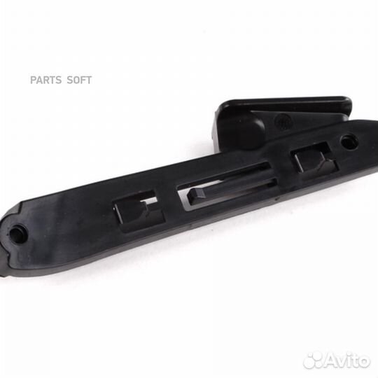 Боковая направляющая бампера Л BMW 51117156555