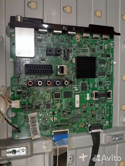 Разбор UE40F6330AK