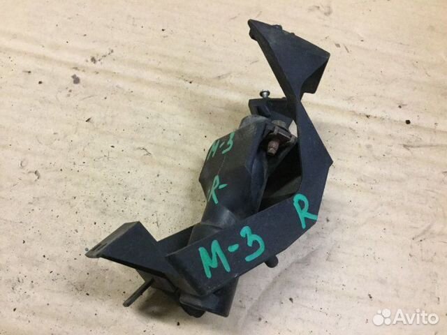 Форсунка фары правая Mazda 3 BK 2002-2009