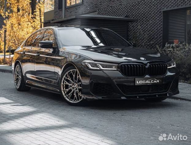 Аренда BMW 530i Black (Stage 2) черный бмв 530