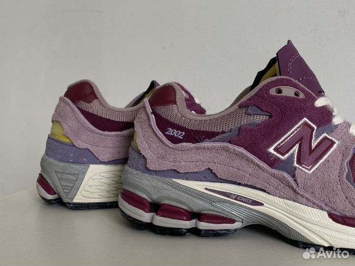 Кроссовки New Balance 2002R