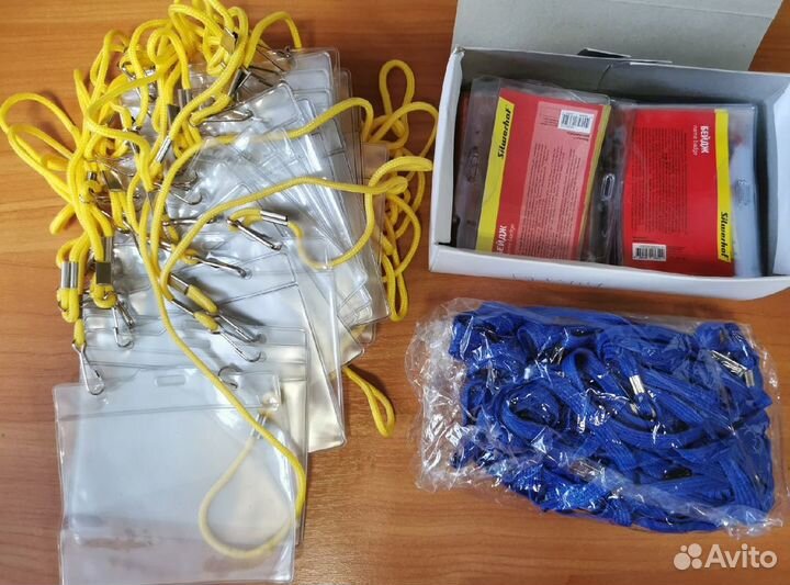 Бейдж горизонтальный