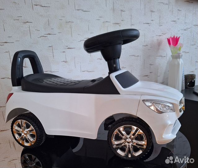 Машинка каталка толокар mercedes