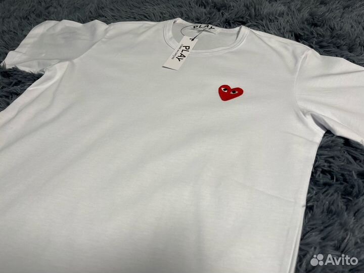 Футболка Comme Des Garcons Play