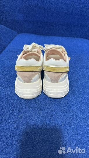 Кроссовки 36 весенние,летние