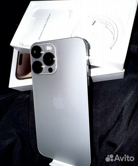 iPhone xr в корпусе 15 pro 128 gb