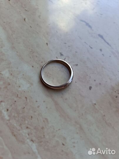 Серебряное кольцо