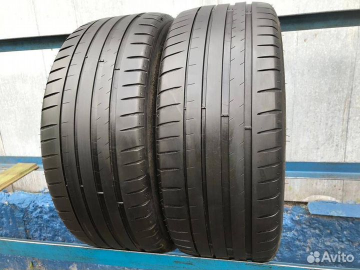 Michelin Pilot Sport 4 235/45 R18