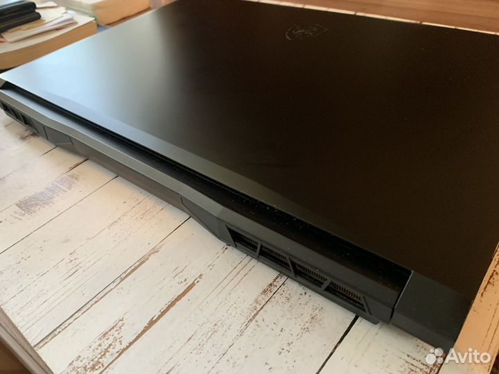 Игровой ноутбук msi katana gf76