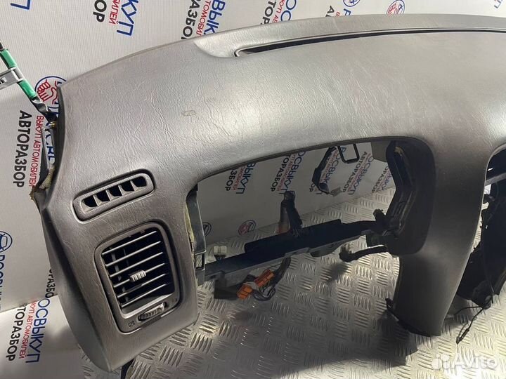 Торпедо Toyota Cresta X90