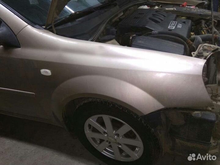 Крылья передние Chevrolet Lacetti унивесал
