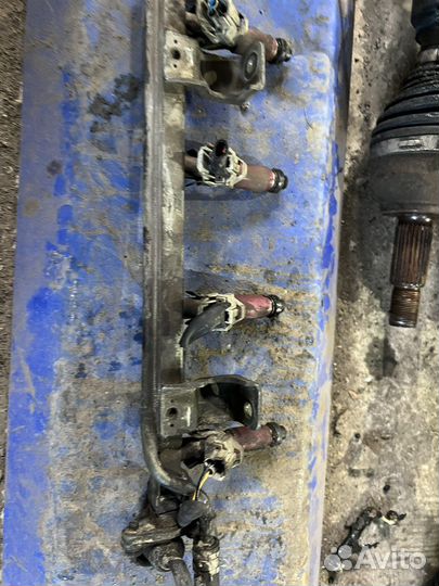 Топливная форсунка Mazda Verisa 1.5