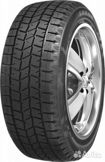 Sailun Ice Blazer Arctic SUV 215/60 R17 100T