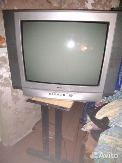 Телевизор samsung