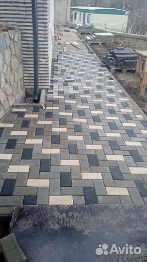 Укладка тротуарной плитки