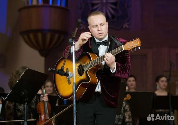 А. Шадварин-певец, гитарист,репетитор по гитаре