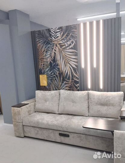 Диван с ящиком