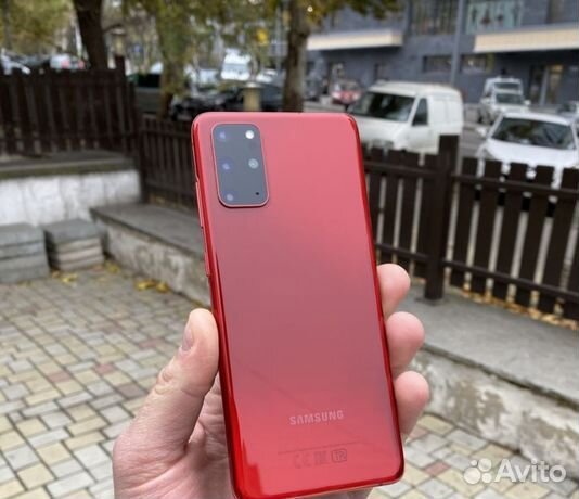 Продам Смартфон Samsung Galaxy S20+ 128 гб красный
