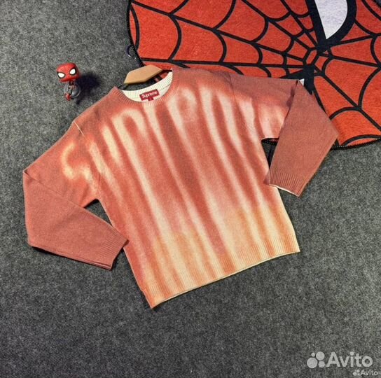 Свитер Supreme blurred logo