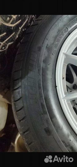 Michelin Primacy 4+ 235/65 R17