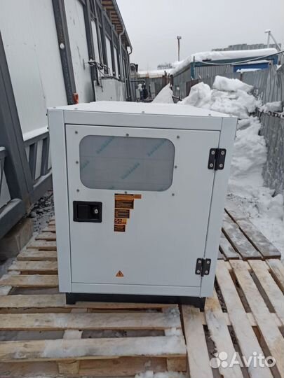 Дизельный генератор 40 квт защитный кожух