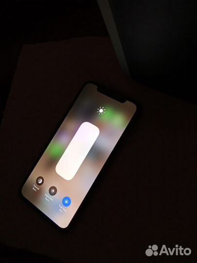 iPhone X, 64 ГБ