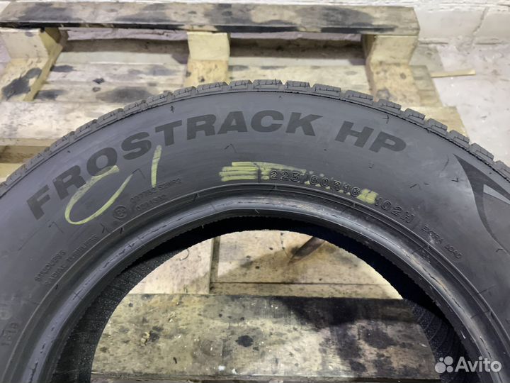 Minerva Frostrack HP 225/60 R16
