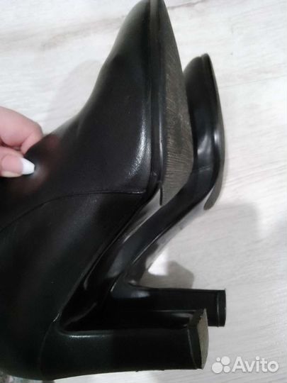 Ботинки женские