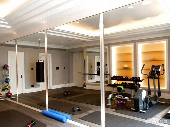 Спортзальные зеркала и стекла