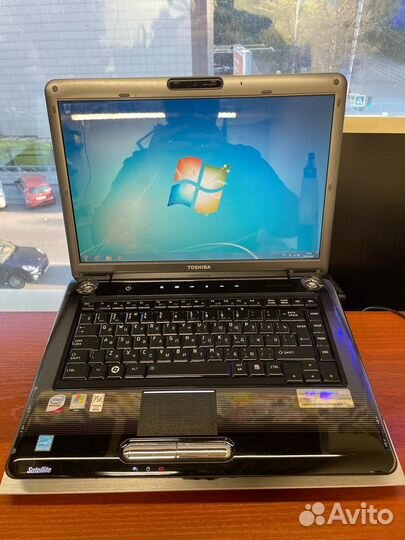 Ноутбук Toshiba для дома и офиса