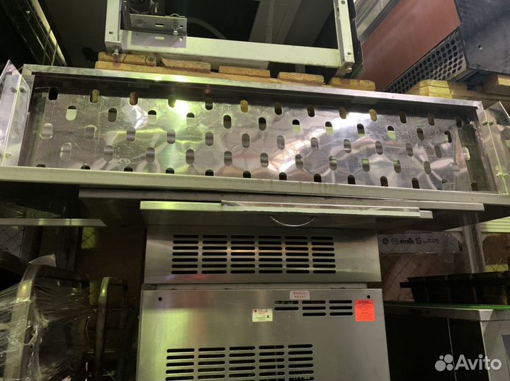 Полка настенная из нержавейки