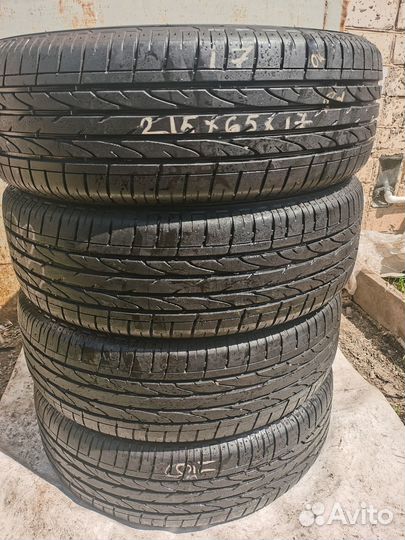 Bridgestone Dueler H/P 215/65 R17 99V