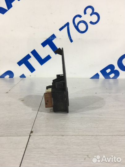 Кнопка обогрева сиденья nissan qashqai J10 2.0 ат