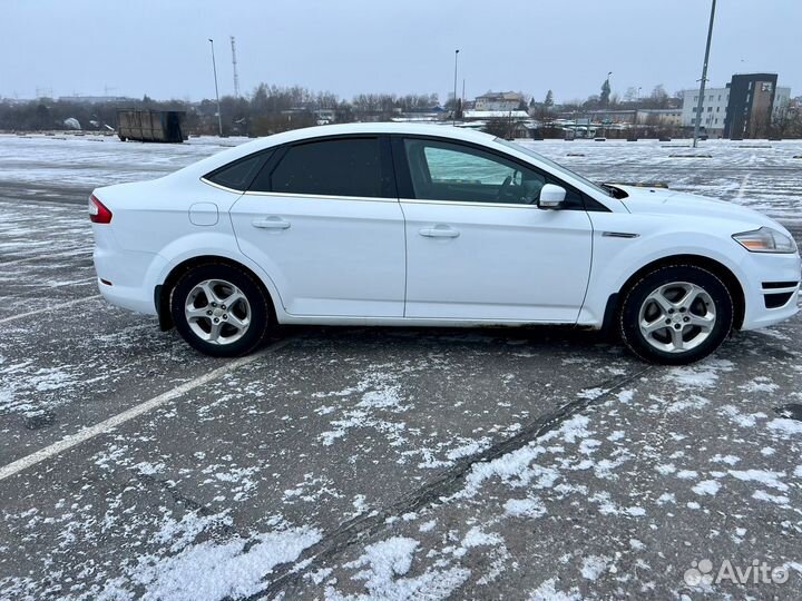 Ford Mondeo 1.6 МТ, 2013, 176 235 км
