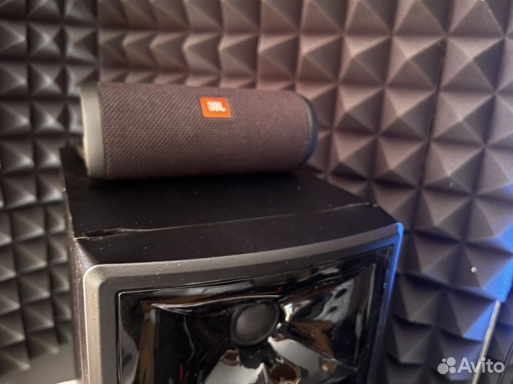 Мониторы JBL 305p mkii