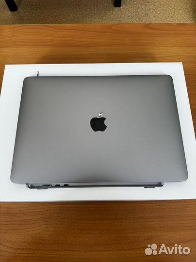 Macbook air 13 2020 i3