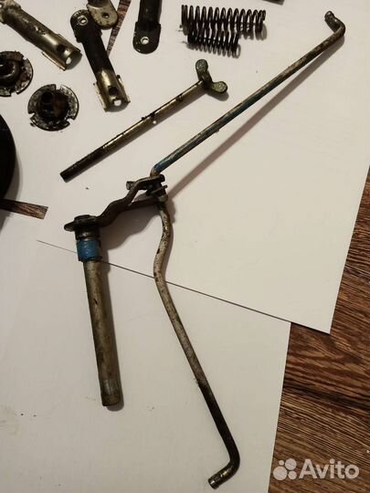 Запчасти на детскую педальную машинку Москвич